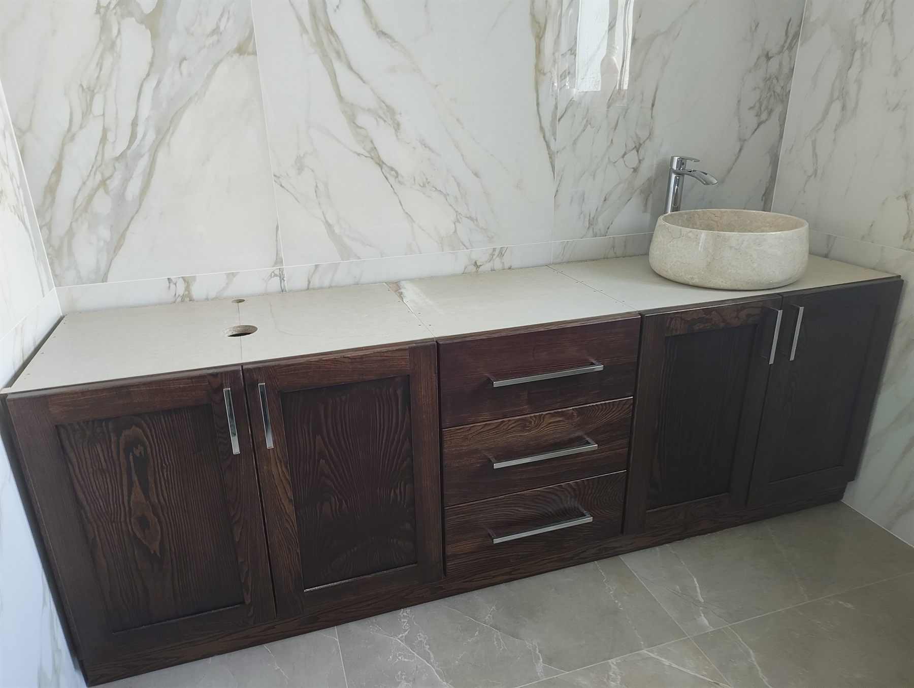 Bespoke bathroom storage by Dean Paul's Joinery