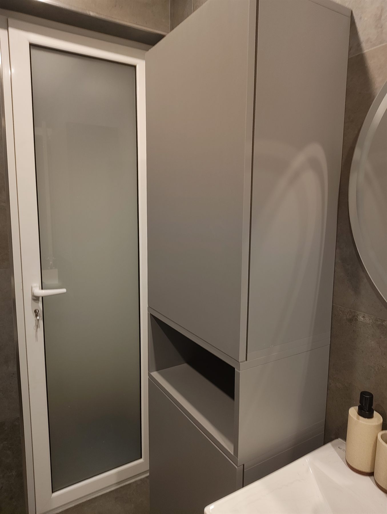 Custom bathroom joinery by Dean Paul's Joinery